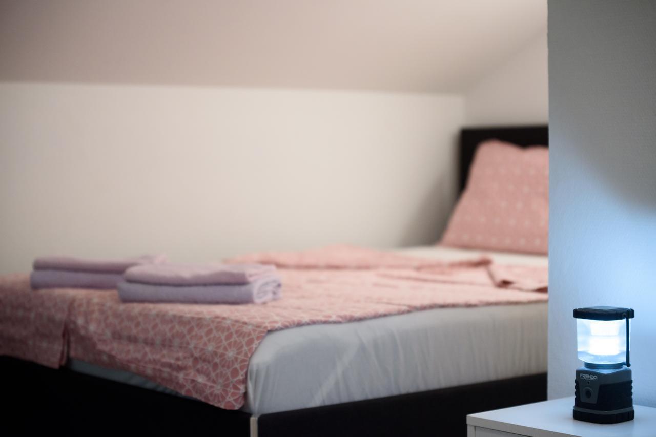 Apartmani Orhideja Gornji Karin Exteriér fotografie